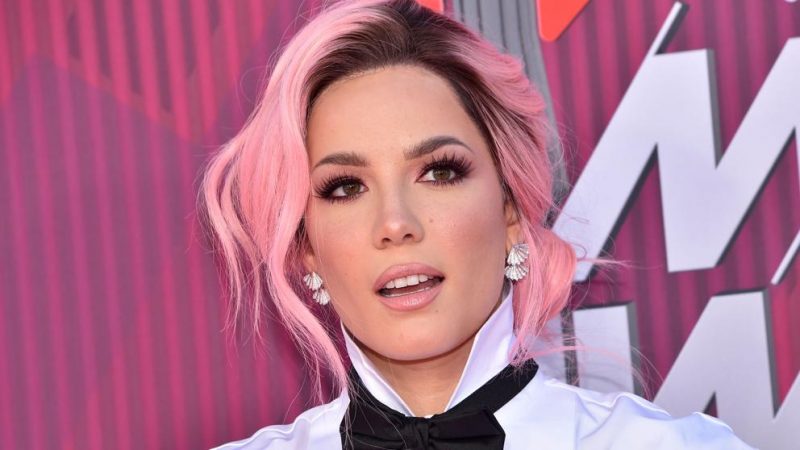 Los famosos que han salido a protestar por la muerte de George Floyd 7 Merca2.es AFP 1EN17F 20190315014629172 khkC U461264593244c5D 992x558@LaVanguardia Web Merca2.es