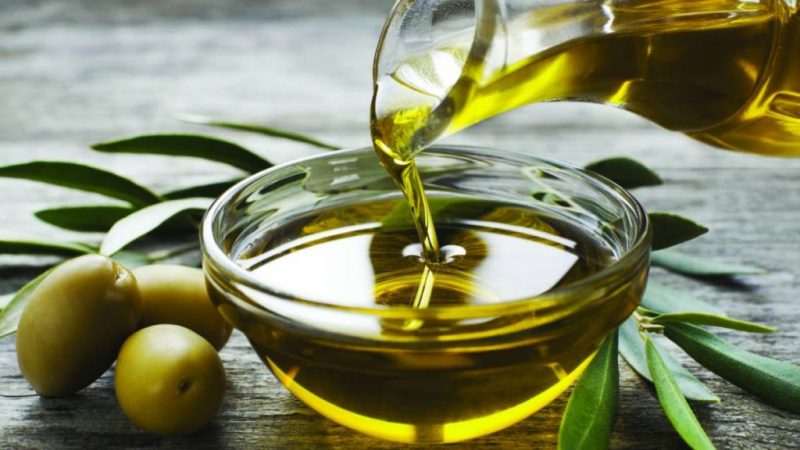 salmorejo con aceite de oliva virgen extra
