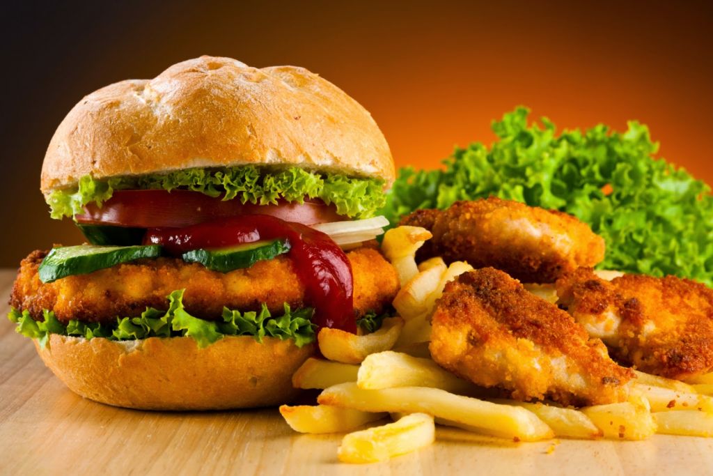 Burger King, KFC… en junio se disparan las ofertas en comida rápida