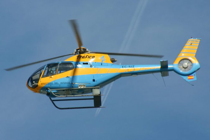 Las furgonetas secretas y otros trucos de la DGT para multarte 1 Merca2.es pegasus