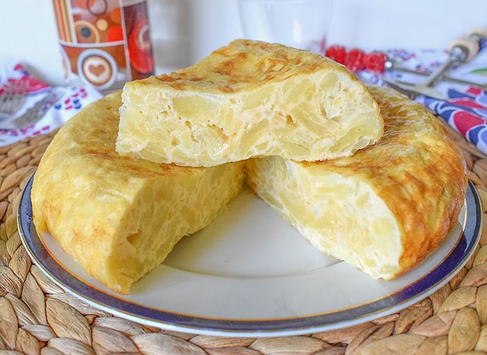Claves de los expertos para hacer una tortilla de patatas poco cuajada