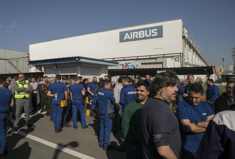 UGT planteará movilizaciones contra los 900 despidos en Airbus