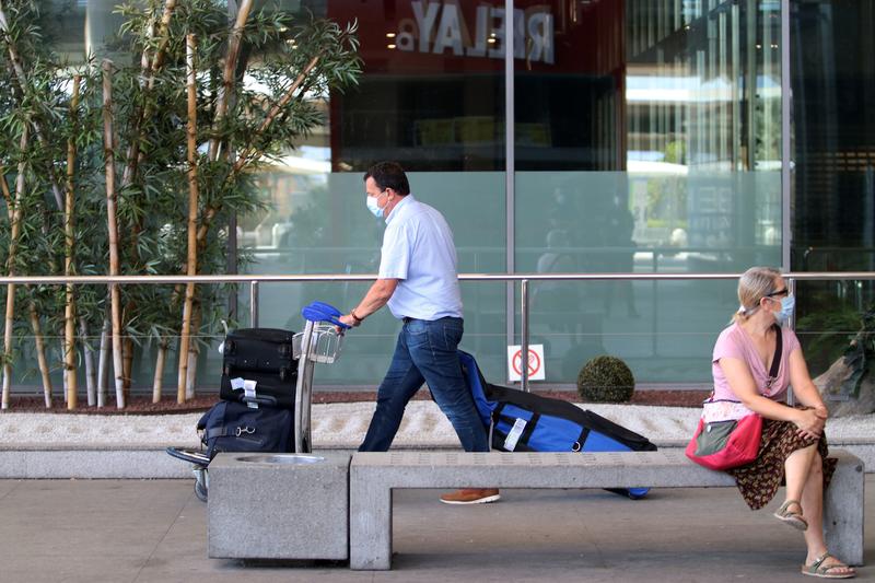 La llegada de turistas extranjeros a España cae un 100% en mayo