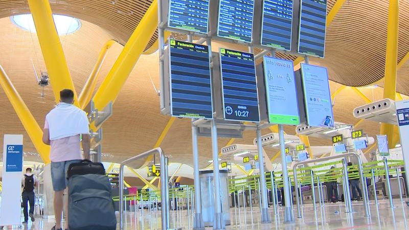 Bruselas pide multar a España por el retraso de años en cumplir las reglas sobre datos de pasajeros