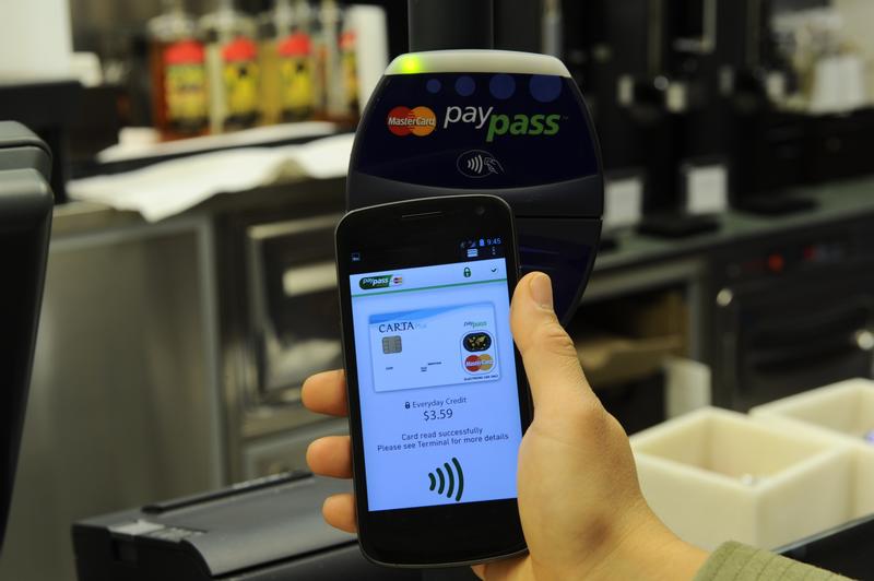 Dos de cada tres compras durante el Estado de Alarma se hicieron con tarjeta