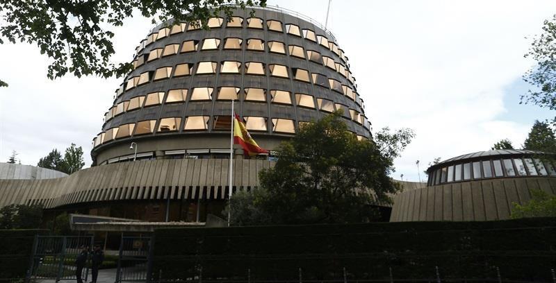 El TC admite el recurso del PP contra el traspaso de clases pasivas a la Seguridad Social