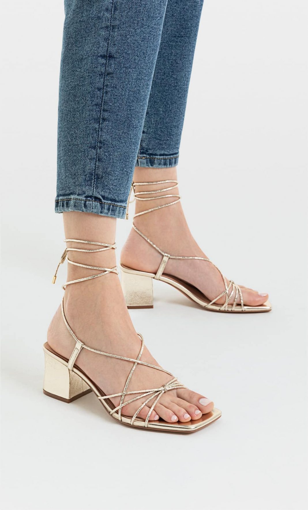 sandalias stradivarius