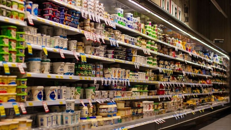 La necesidad de encontrar un yogur en el supermercado 
