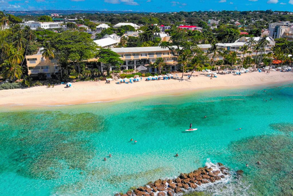Teletrabajar desde el paraíso es posible: Barbados te ofrece visa