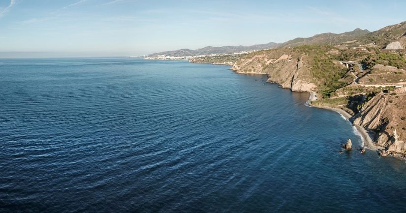 Calas de Maro, Nerja - rincones para hacer una escapada en verano por España