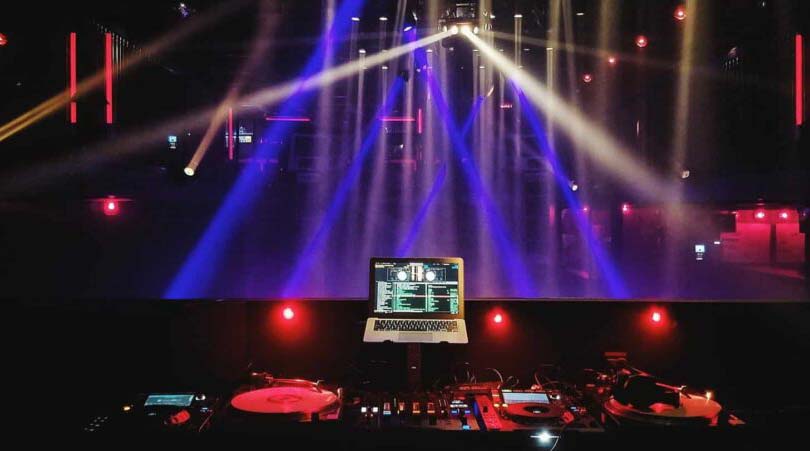 Madrid reabre discotecas y pubs este viernes, sin pistas de baile ni shishas