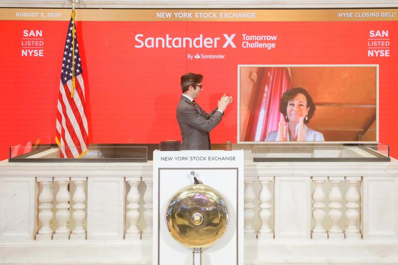 La Bolsa de Nueva York reconoce al Santander su apoyo en la crisis