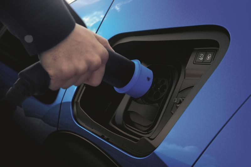 El covid no detiene el hambre por los automóviles eléctricos
