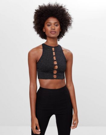 Conoce la colección de sets de Bershka para conjuntar todo tu look 24 Merca2.es Top tiras metalizado