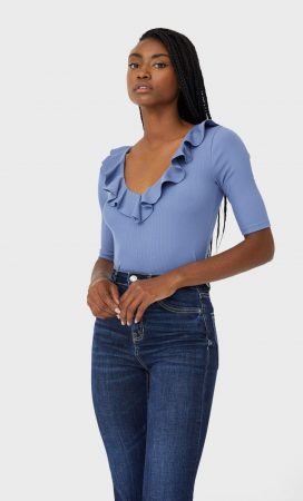 camiseta volantes