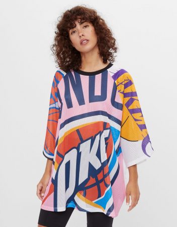 Camiseta rejilla NBA Bershka  