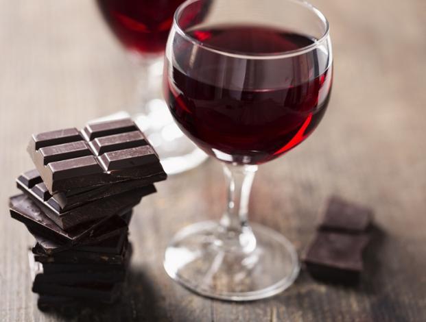 Dieta: chocolate y vino