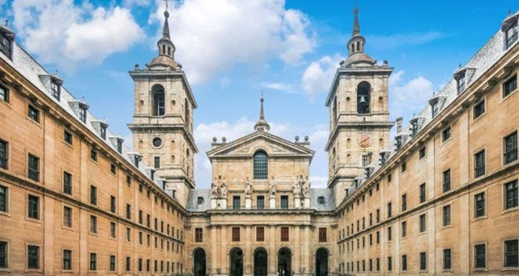 Monasterio El Escorial, España monumentos
