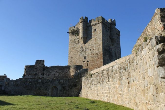 Castillo de San Felices de Gallegos