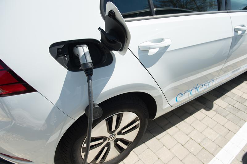 Endesa y Athlon (Daimler) se alían para ofrecer un renting eléctrico