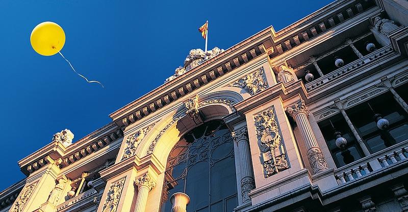 Banco de España prevé que el PIB caiga entre el 10,5% y el 12,6% este año