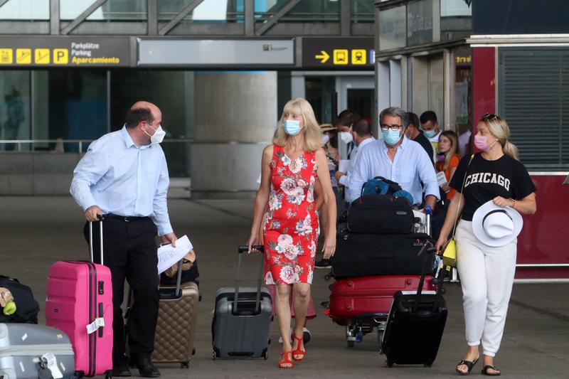 Las restricciones para viajar a España se amplían hasta el 30 de septiembre