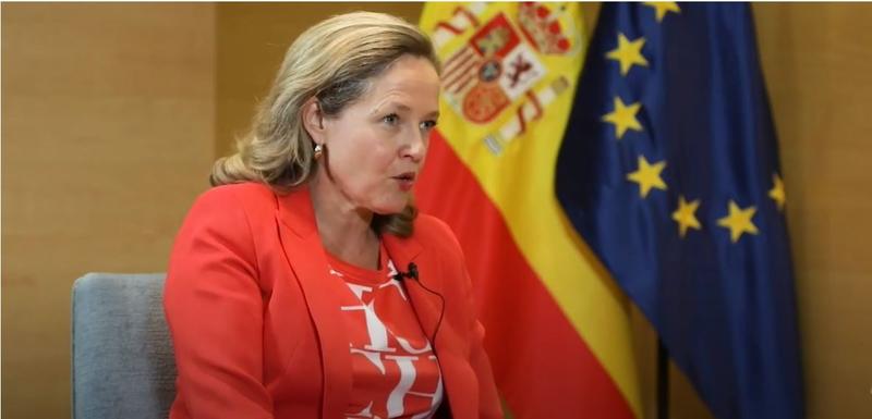 Calviño ve «inevitable» que haya más concentraciones bancarias