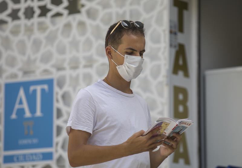 El gasto medio de los españoles sufre una caída del 45% en las vacaciones