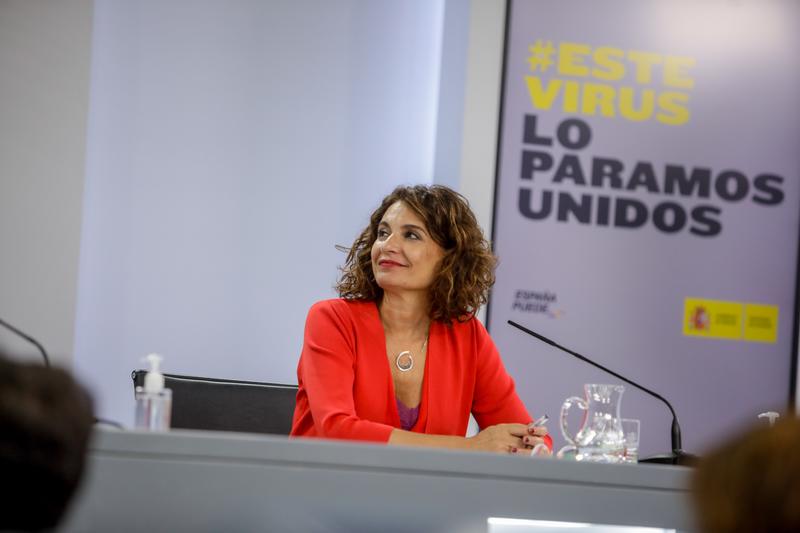 El Gobierno ultima la nueva senda fiscal y la subida de impuestos en los PGE