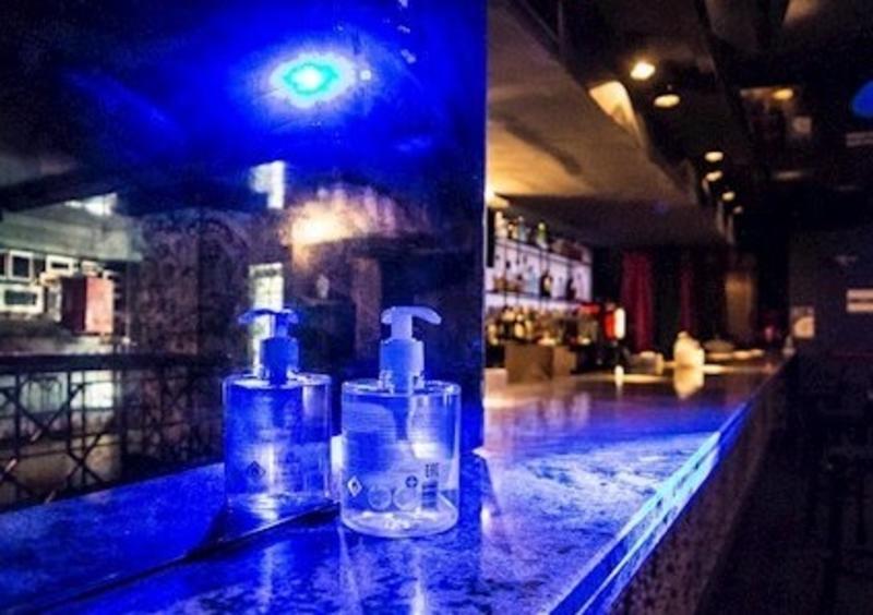 Empresarios y trabajadores del ocio nocturno se encerrarán en los locales este miércoles
