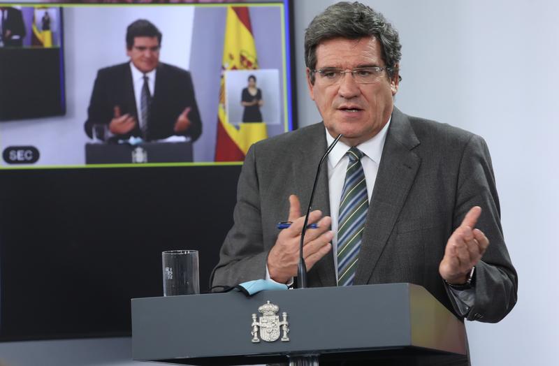El Gobierno evaluará las bajas remuneradas para padres con hijos en cuarentena