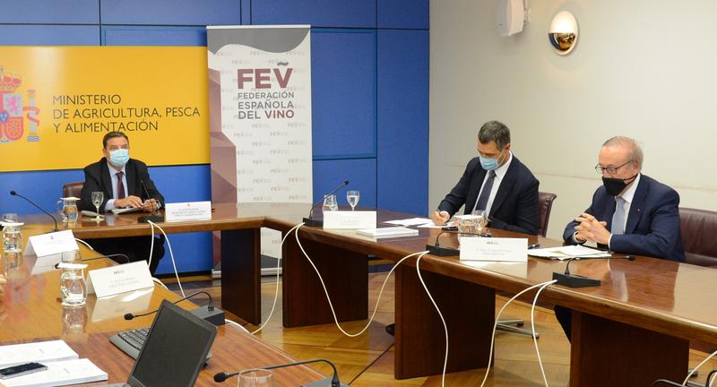La Federación Española del Vino elige a Emilio Restoy nuevo presidente