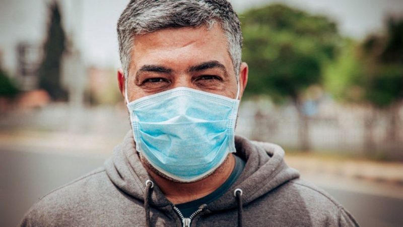 Estos son los riesgos de llevar mascarillas muchas horas 23 Merca2.es Lo que dice Sanidad sobre las mascarillas