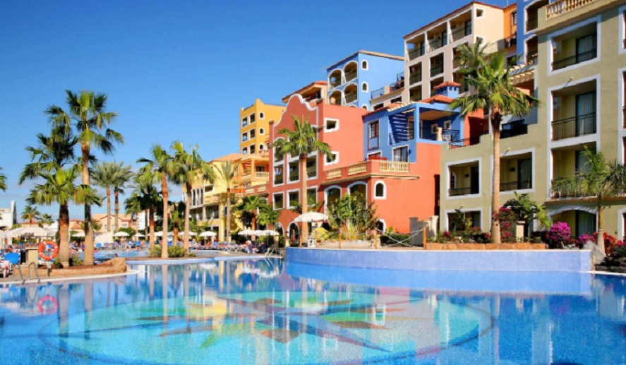 Hoteles Bahía Príncipe y BBVA firman los primeros créditos sostenibles ICO