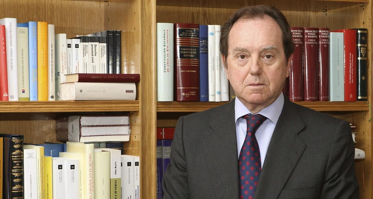 Los secretos de Jaime Alfonsín, jefe de la Casa Real