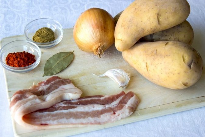 Patatas revolconas: por qué sustituir el ajo y qué usar para darle ese sabor único 4 Moncloa patatas revolconas