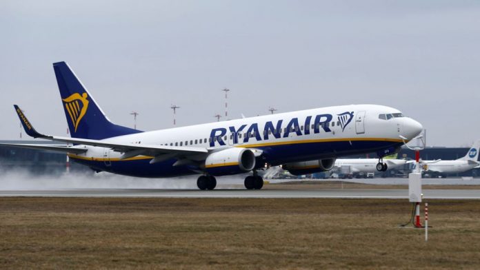 Ryanair: 