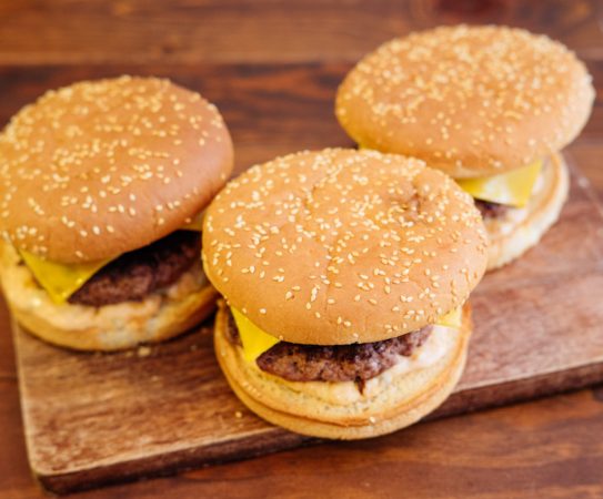 Cómo hacer la mejor hamburguesa casera paso a paso según Chicote 33 Merca2.es hamburguesa casera según Chicote