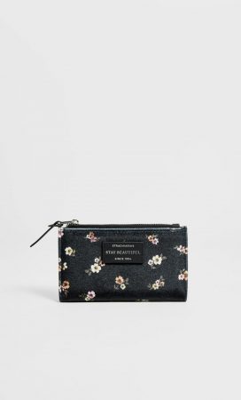 monedero estampado stradivarius