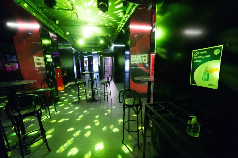 Madrid trabaja en emitir licencias mixtas para bares de copas y discotecas