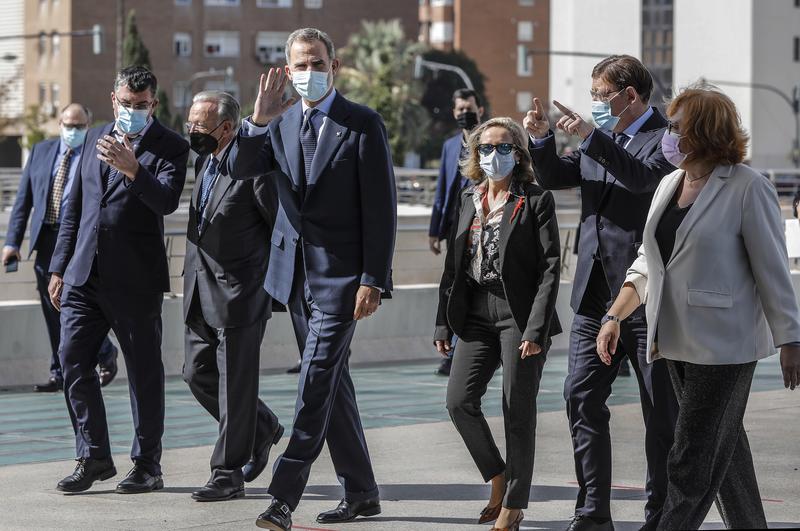 El Rey alaba el papel de las empresas en la pandemia