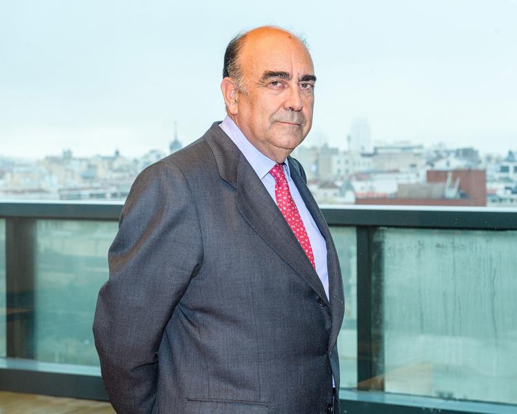 Isasi (Banco Santander) destaca la fortaleza de la banca