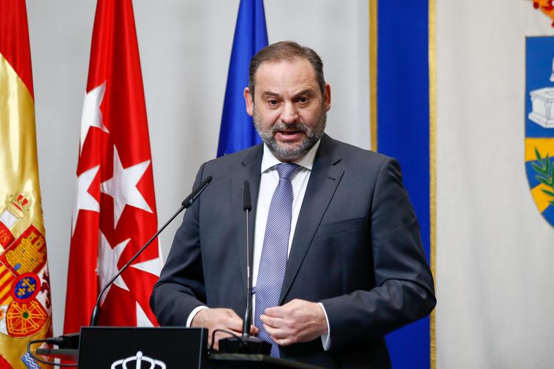 Ábalos: la subida del IRPF y limitar el precio del alquiler se hará cuando «el país pueda encajarlo»