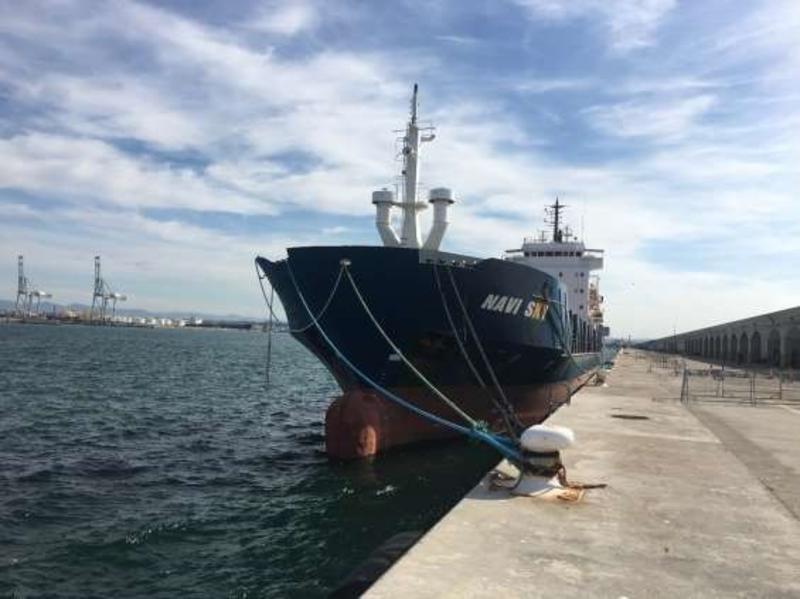 Ocmis Maritime se lleva el barco ‘Navi Sky’, atracado en el Port de Tarragona, por 710.000 euros