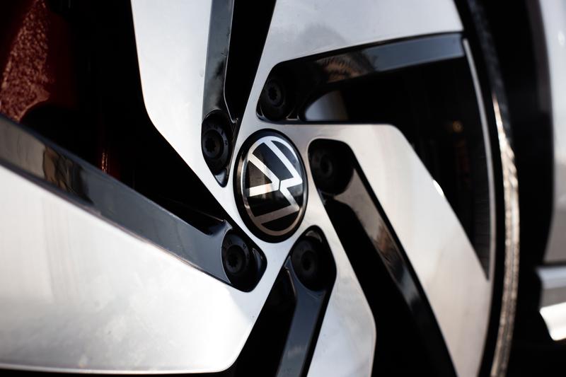 La marca Volkswagen pierde 969 millones hasta septiembre, tras reducir su facturación un 30%
