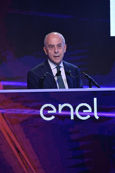 Enel acelera en su objetivo de reducción de emisiones de gases de efecto invernadero a 2030 y lo eleva al 80%