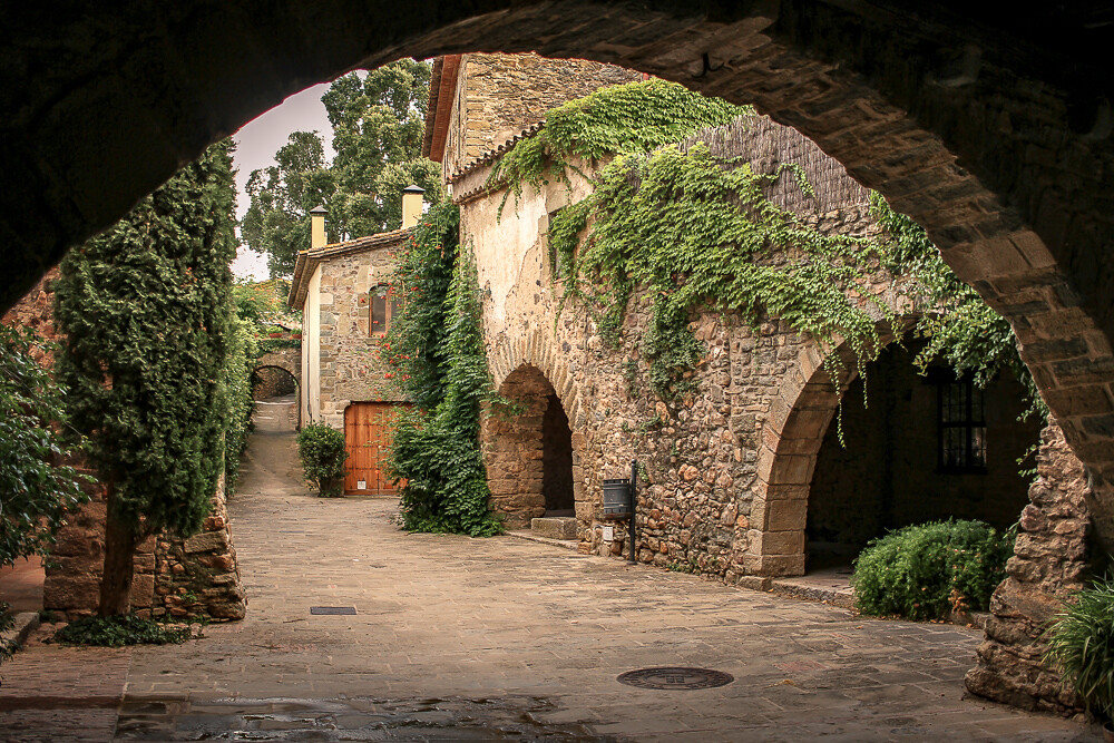 Monells, pueblos