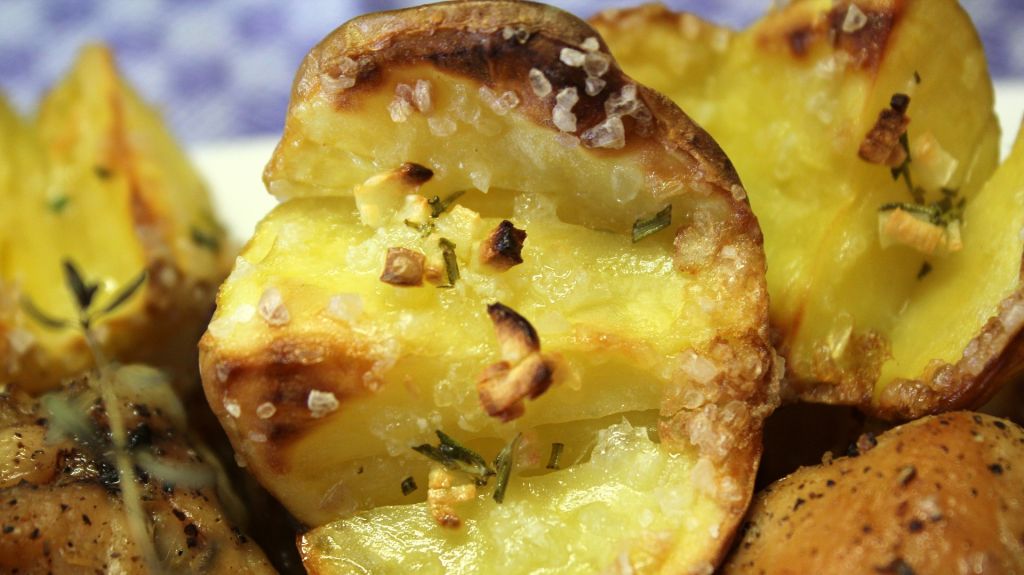 Patatas panadera: cómo hacer esta ración de escándalo en pocos minutos