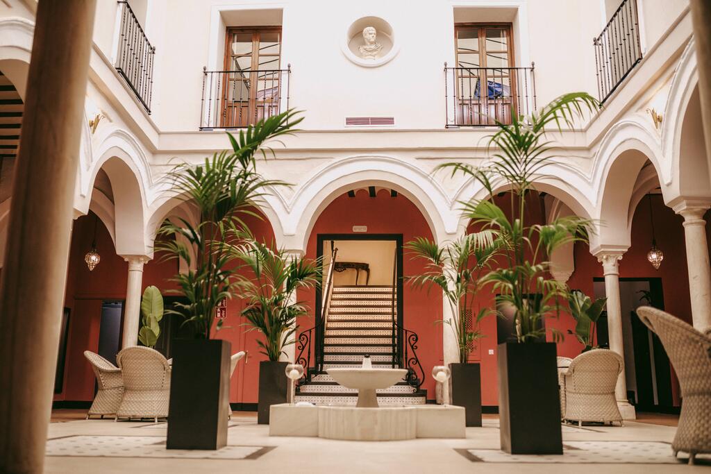 Hotel Palacio San Fernando, palacios Sevilla