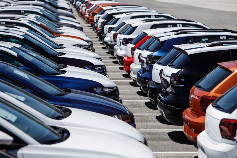 La dirección de Volkswagen Navarra firma un acuerdo con UGT y CC.OO. para mejorar el absentismo